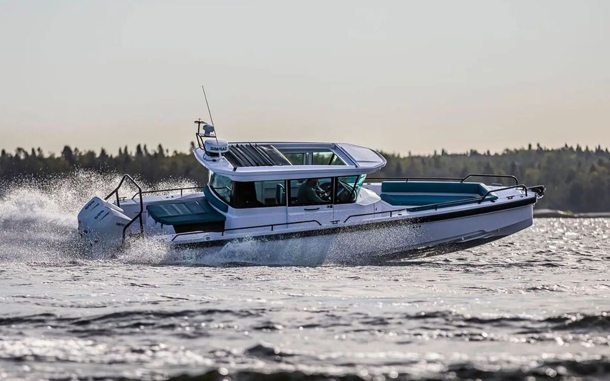 AXOPAR 28 CABIN