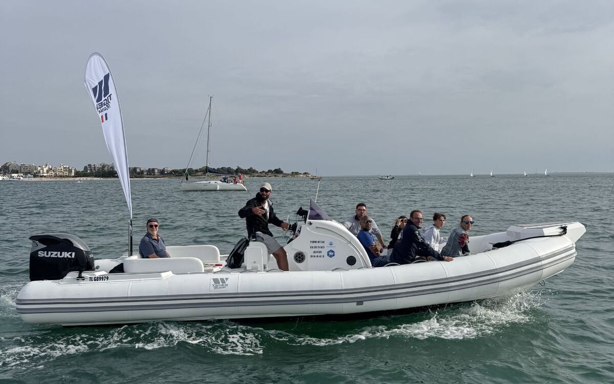 Tiger Marine Open 850